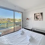 La Pinede Equiped With Air Conditioning And A Pool! * Antibes