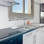 La Pinede Equiped With Air Conditioning And A Pool! Daire