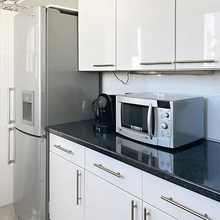 Appartement La Pinede Equiped With Air Conditioning And A Pool! Antibes